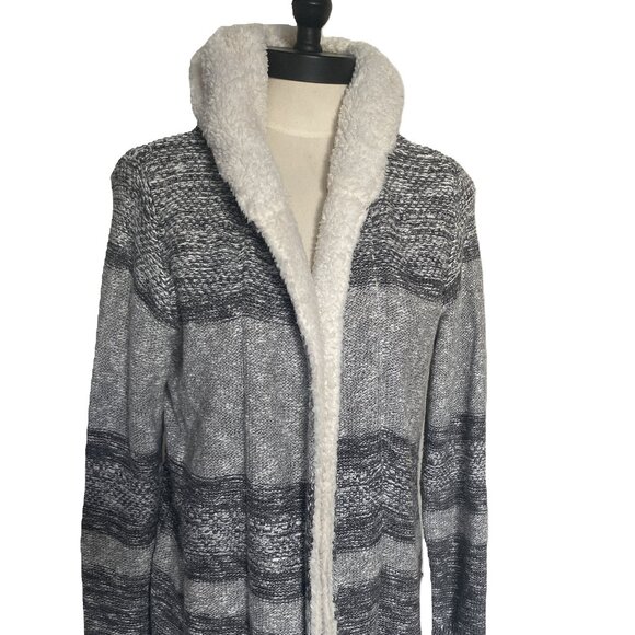 Lety & Me Jackets & Blazers - NWT LETY & ME Gray Striped Dockerie Sherpa Lined Hooded Cardigan sz L